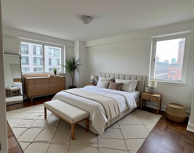  East 71st Street - Photo Thumbnail 2