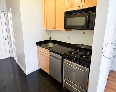 152 East 84th Street - Photo Thumbnail 2