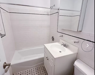 152 East 84th Street - Photo Thumbnail 4