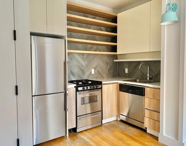 724 5th Avenue - Photo Thumbnail 1