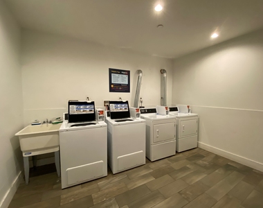 724 5th Avenue - Photo Thumbnail 12