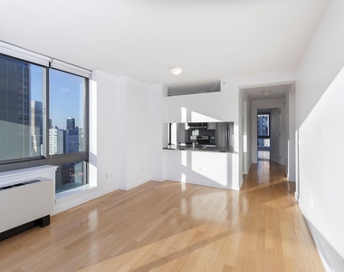 Midtown South - Photo Thumbnail 1