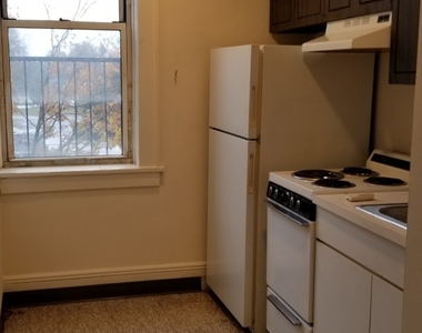 817 Ringwood Ave - Photo Thumbnail 1