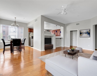 27 E Agate Avenue - Photo Thumbnail 3
