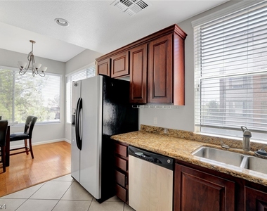 27 E Agate Avenue - Photo Thumbnail 9