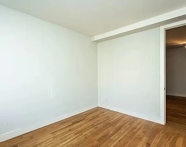 28 Fayette Street - Photo Thumbnail 12
