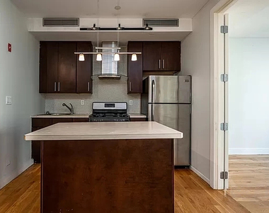 28 Fayette Street - Photo Thumbnail 2