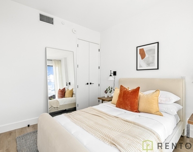 60 Cedar Street - Photo Thumbnail 5