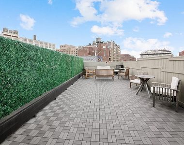 35 Bedford Street - Photo Thumbnail 4