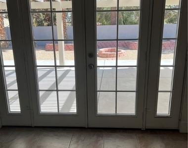 2681 Mallard Landing Avenue - Photo Thumbnail 22