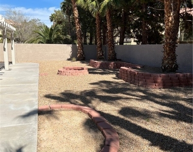 2681 Mallard Landing Avenue - Photo Thumbnail 26
