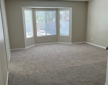 2681 Mallard Landing Avenue - Photo Thumbnail 12