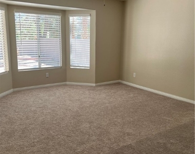 2681 Mallard Landing Avenue - Photo Thumbnail 11