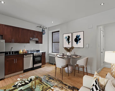 West 11th Street and 7th Av(west village) - Photo Thumbnail 4