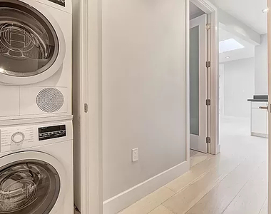 195 Stanton Street - Photo Thumbnail 4
