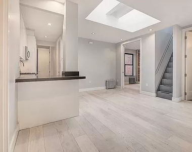 195 Stanton Street - Photo Thumbnail 0