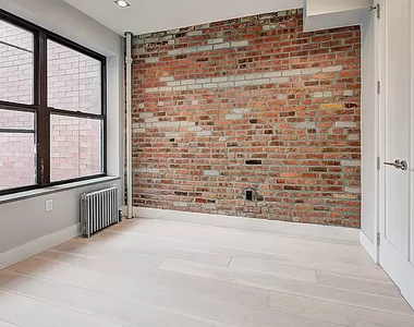 195 Stanton Street - Photo Thumbnail 3