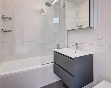 195 Stanton Street - Photo Thumbnail 6