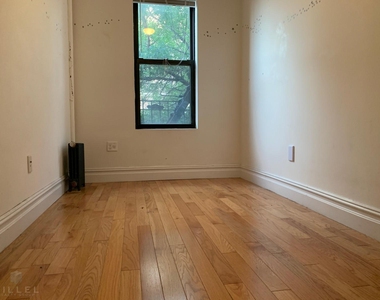 21-80 38th St. - Photo Thumbnail 6