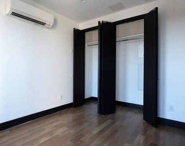 832 Lexington Avenue - Photo Thumbnail 2