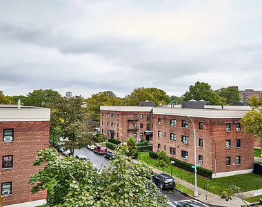 75-10 150th Street - Photo Thumbnail 3