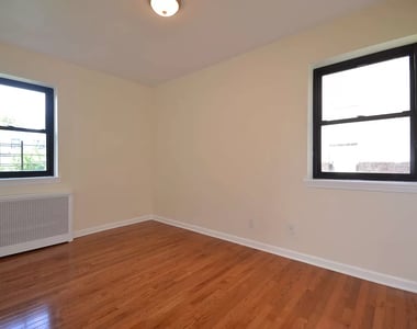 75-10 150th Street - Photo Thumbnail 6