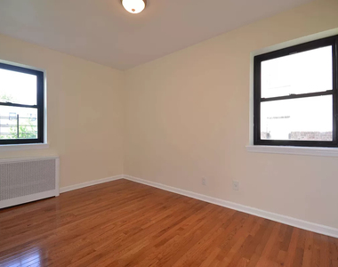 75-10 150th Street - Photo Thumbnail 5