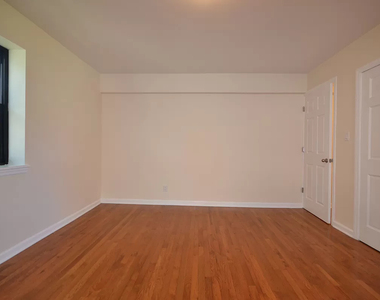 75-10 150th Street - Photo Thumbnail 12