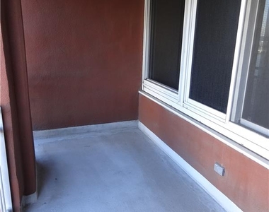 80 Bay Street Landing - Photo Thumbnail 4