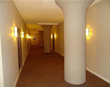 80 Bay Street Landing - Photo Thumbnail 7