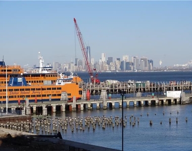 80 Bay Street Landing - Photo Thumbnail 5