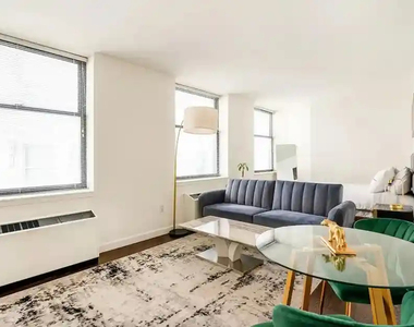 100 Maiden Lane - Photo Thumbnail 2