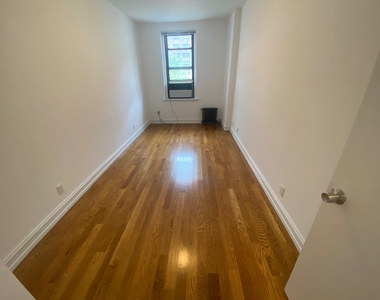  East 78th Street - Photo Thumbnail 4