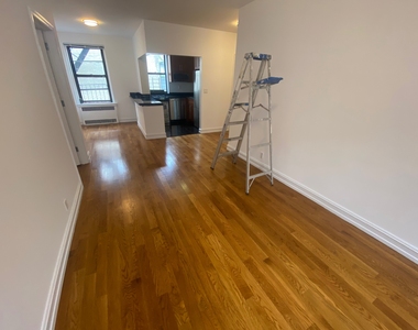  East 78th Street - Photo Thumbnail 1