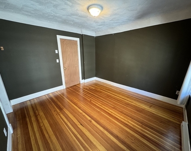 110-112 Bayswater St - Photo Thumbnail 8