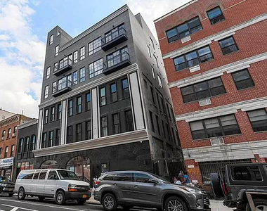 862 Dekalb Avenue - Photo Thumbnail 11