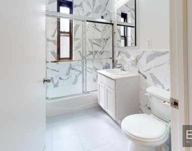 East 78th Street - Photo Thumbnail 7