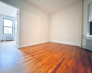 405 West 49th Street - Photo Thumbnail 1