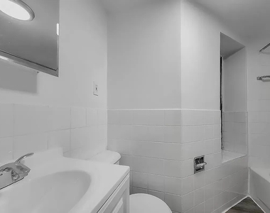 539 West 49th Street - Photo Thumbnail 8