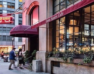 124 East 24th Street - Photo Thumbnail 8