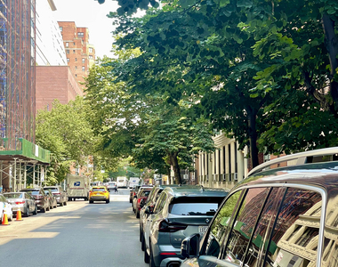 124 East 24th Street - Photo Thumbnail 6