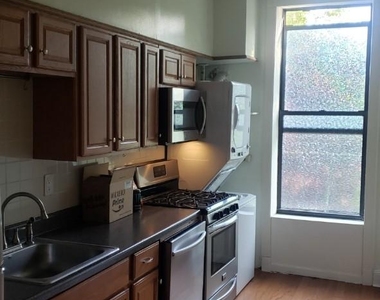 410 7th Street - Photo Thumbnail 3