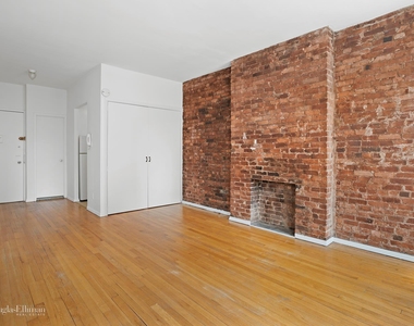 1630 Second Ave - Photo Thumbnail 1