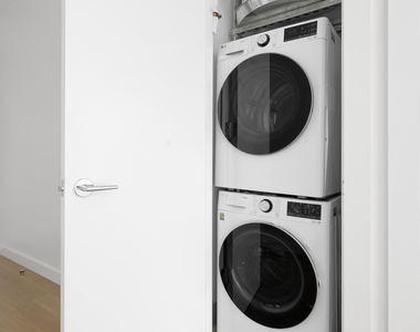 99 Fleet Place - Photo Thumbnail 3