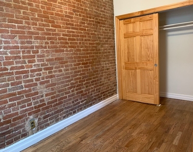 54 West 76th Street - Photo Thumbnail 5