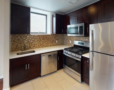 45 Hinckley Place - Photo Thumbnail 6