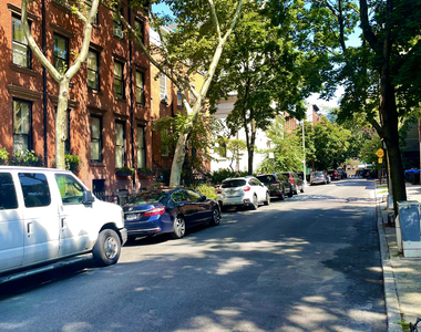 150 Remsen Street - Photo Thumbnail 9
