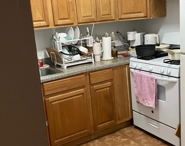 687 Bronx River Road - Photo Thumbnail 1