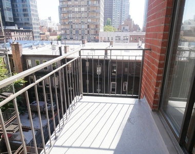 245 East 84th Street - Photo Thumbnail 13