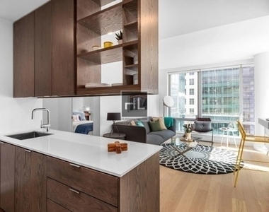 East 39th Street - Photo Thumbnail 1